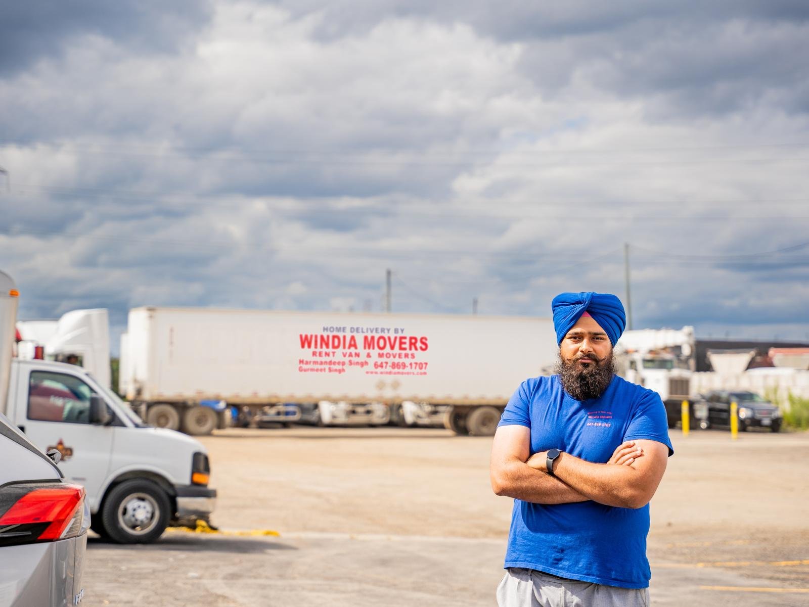 Windia Movers truck and moving team in Brampton GTA